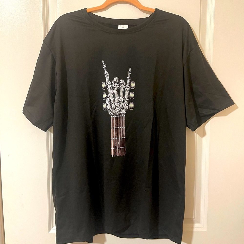 Mens rock n roll tshirt XL